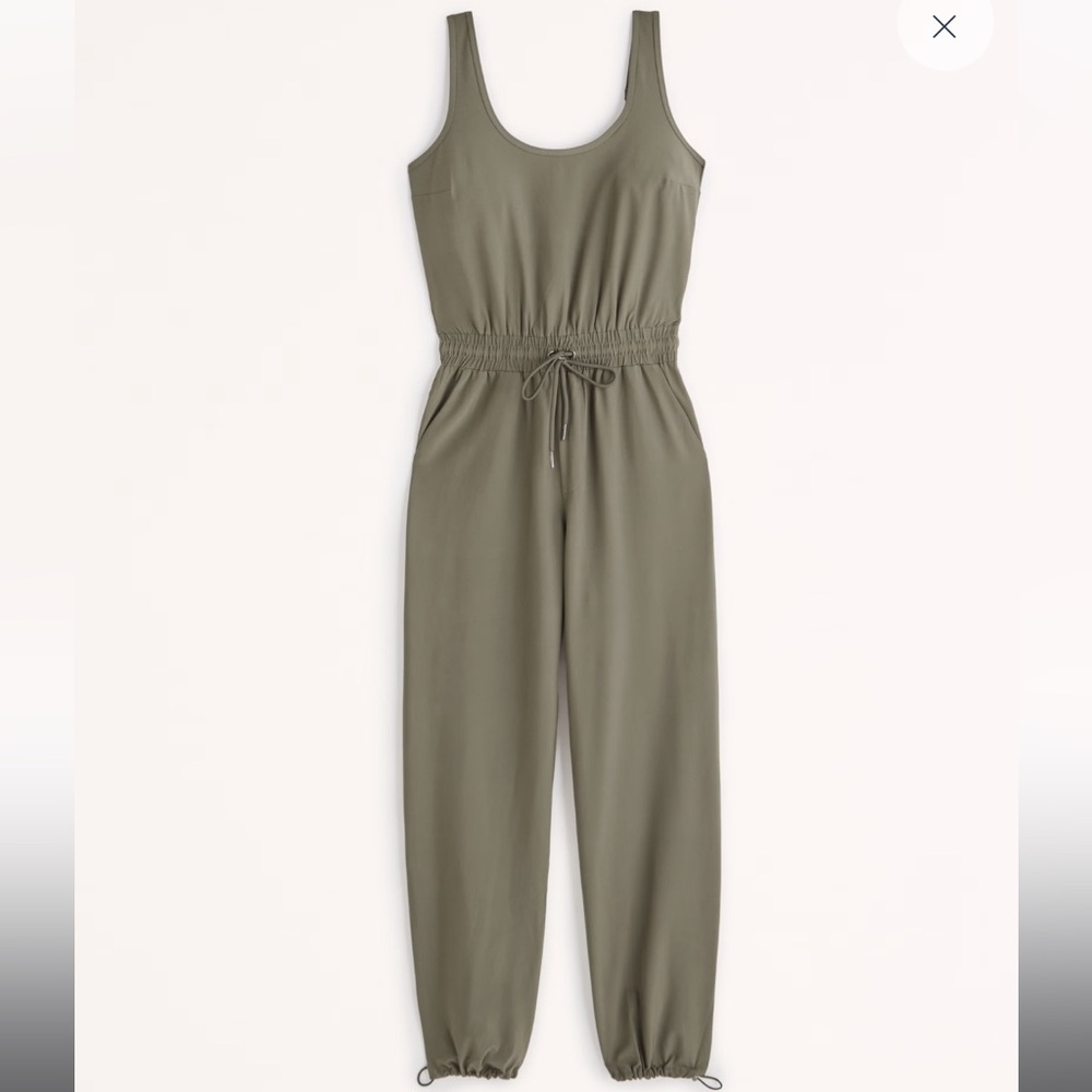 Abercrombie & Fitch Traveler Jumpsuit